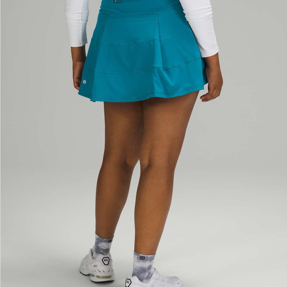 Lululemon Pace Rival Mid Rise Skirt *Tall Size 8
Hawaiian Blue - Picture 3 of 8